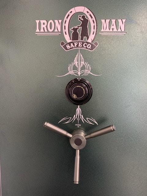 Ironman 6042 4200 Series Gun Safe - 44 Gun Capacity
